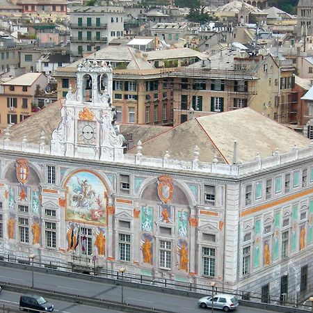 Dalla Laretta Di Fronte All Acquario Di Genova Génova Exterior foto